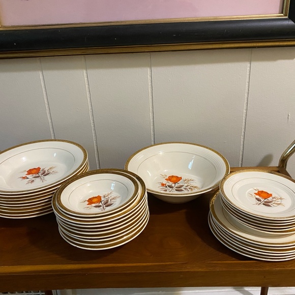 American Limoges Triumph Vermillion Rose Bread Plates 22-k Gold Set of 6 - Picture 5 of 5